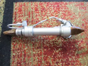 The Boeing Co. 151-58033-5 Canadair 151-58633-7A Hydraulic Actuating Cylinder